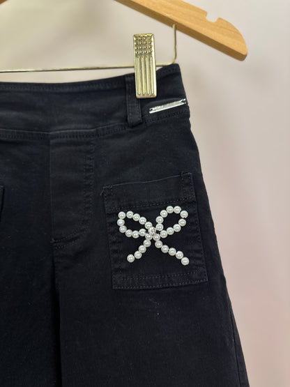 Calça Infantil Sarja Reta Laços Bordados Bolsos Preta - Pituchinhus