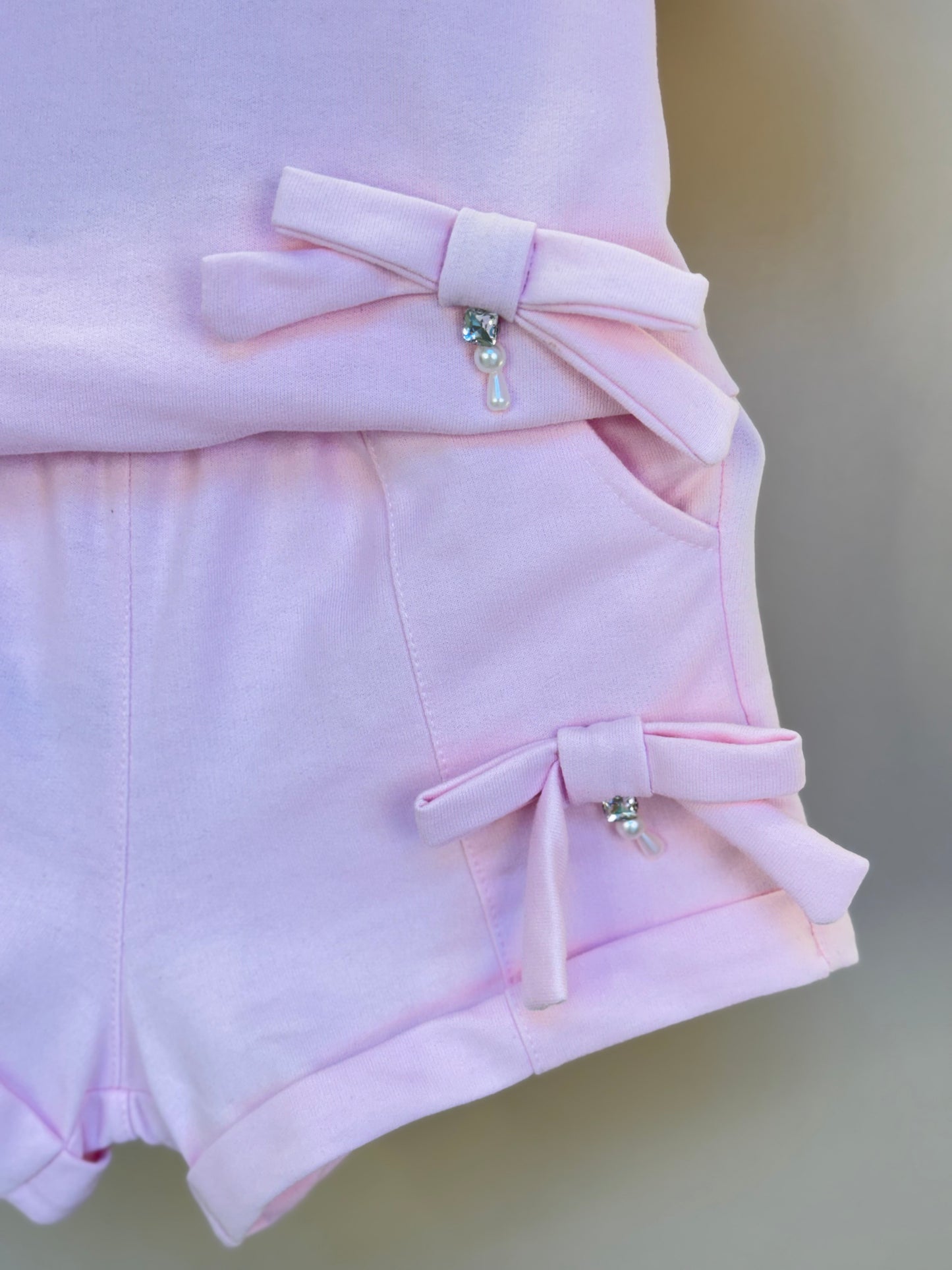 Conjunto Infantil Blusa e Shorts Comfy com Laços Rosa - Gabriela Aquarela