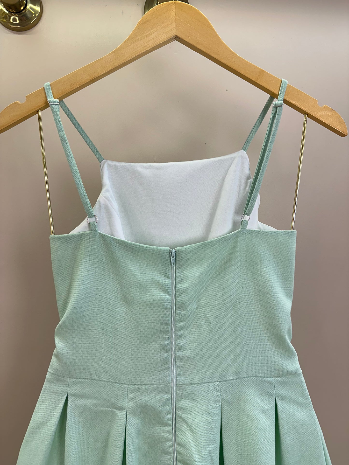 Vestido Teen Com Alças Finas e Saia Evasê - Vanilla Cream