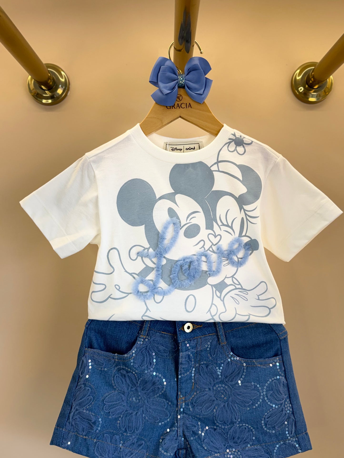 Conjunto Infantil Blusa Minnie Love e Shorts Jeans Bordada Tule Flores - Animê