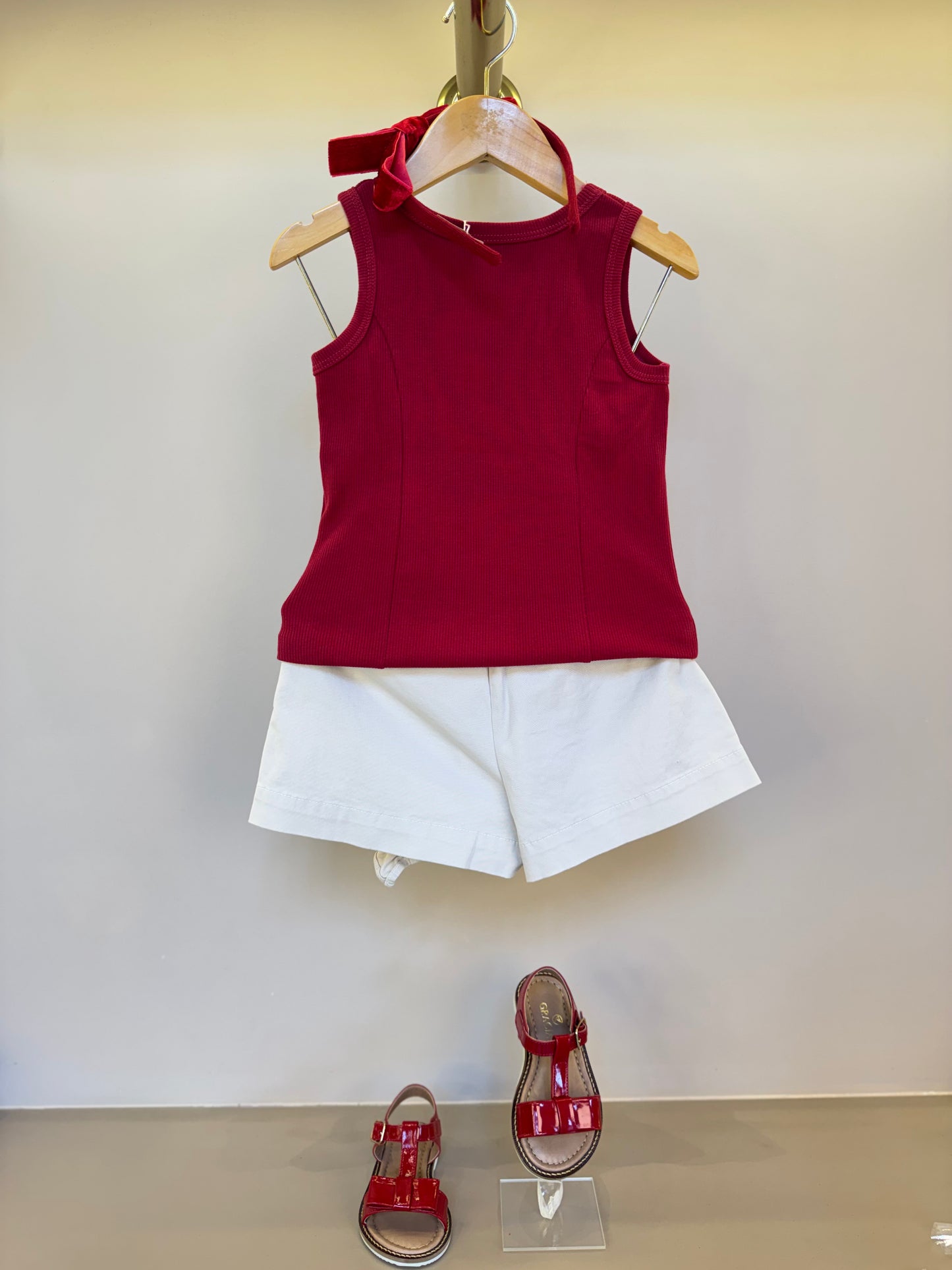 Conjunto Infantil Blusa Maxi Laço Veludo Bordados Bala de Cereja e Shorts-saia Sarja Babadinho Bege - Pituchinhus