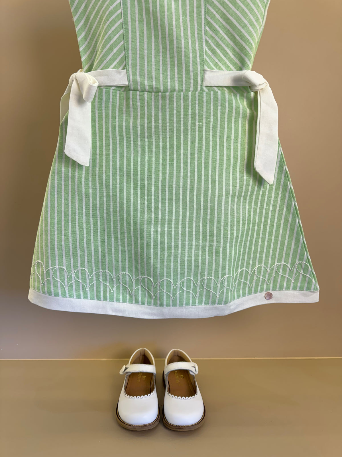 Vestido Infantil Verde Listrado Com Laços Laterais - Petit Cherie