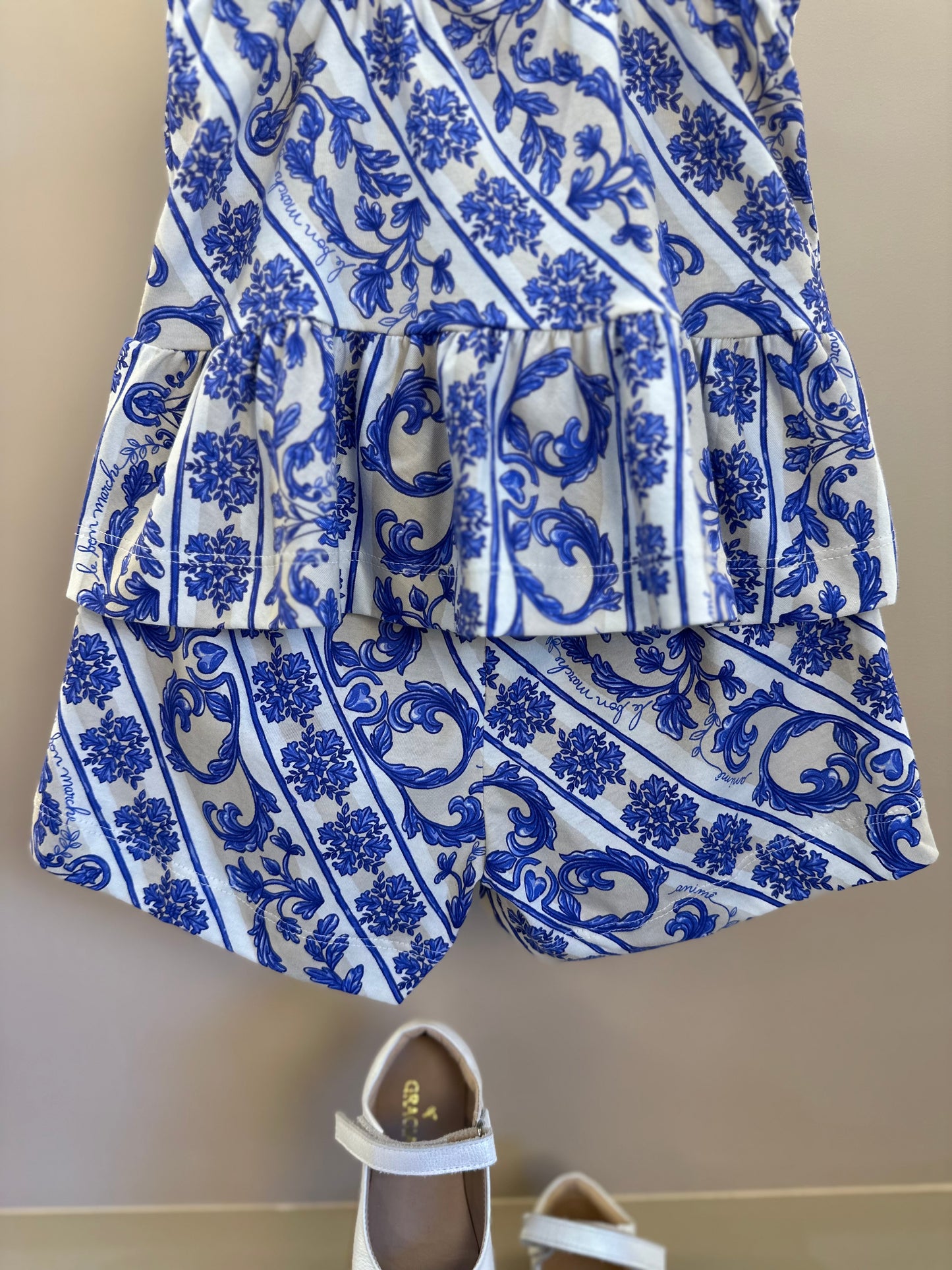 Conjunto Infantil Blusa Estampada DG Flores e Shorts DG Flores - Animê