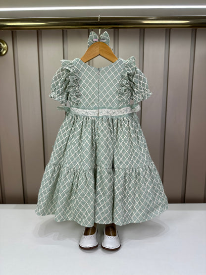Vestido Bebê Clássico Luxo  Manga Babados e Laços Rendados Verde - Roana