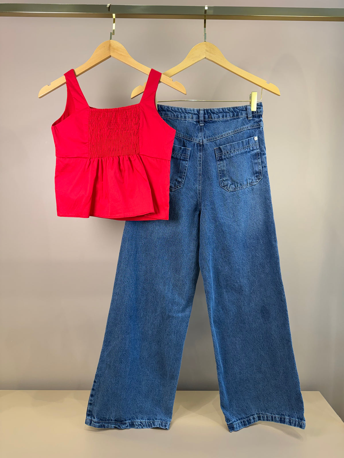 Blusa Teen Cropped Vermelha Com Amarração Frontal - Vanilla Cream