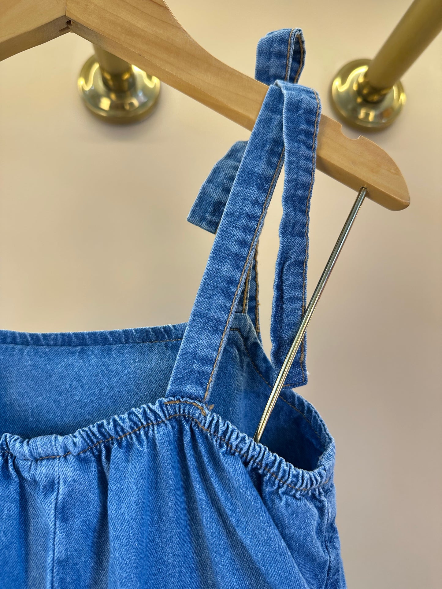 Salopete Infantil Jeans Saia Balonê - Momi