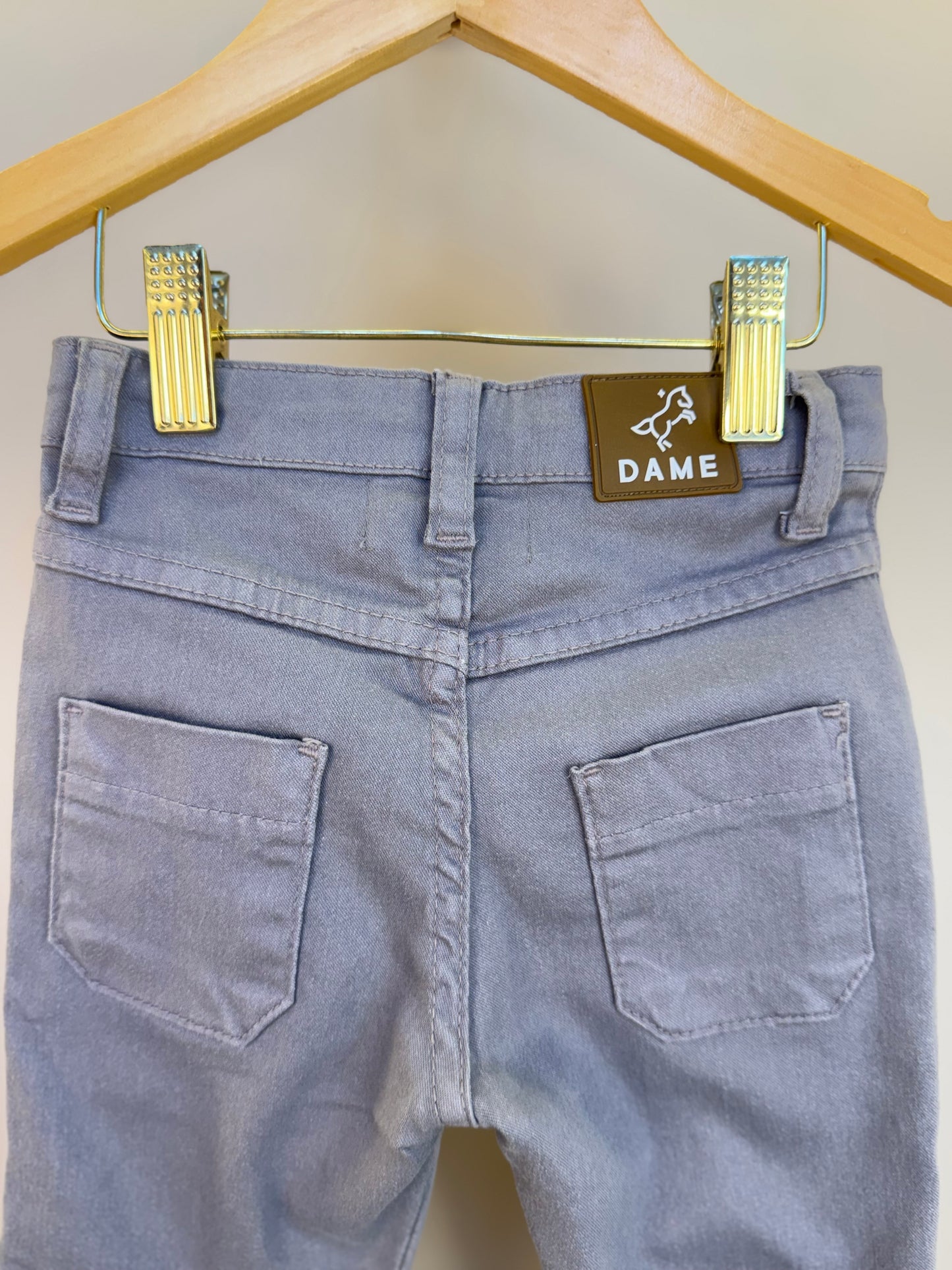 Calça social skinny de sarja cinza - Dame