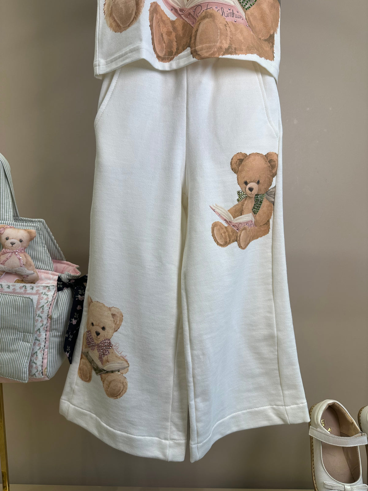 Conjunto Infantil Blusa Cotton Ursinhas Laços de Cristais e Calça Moletom Reta Ursinhas Com Laços Cristais - Pituchinhus