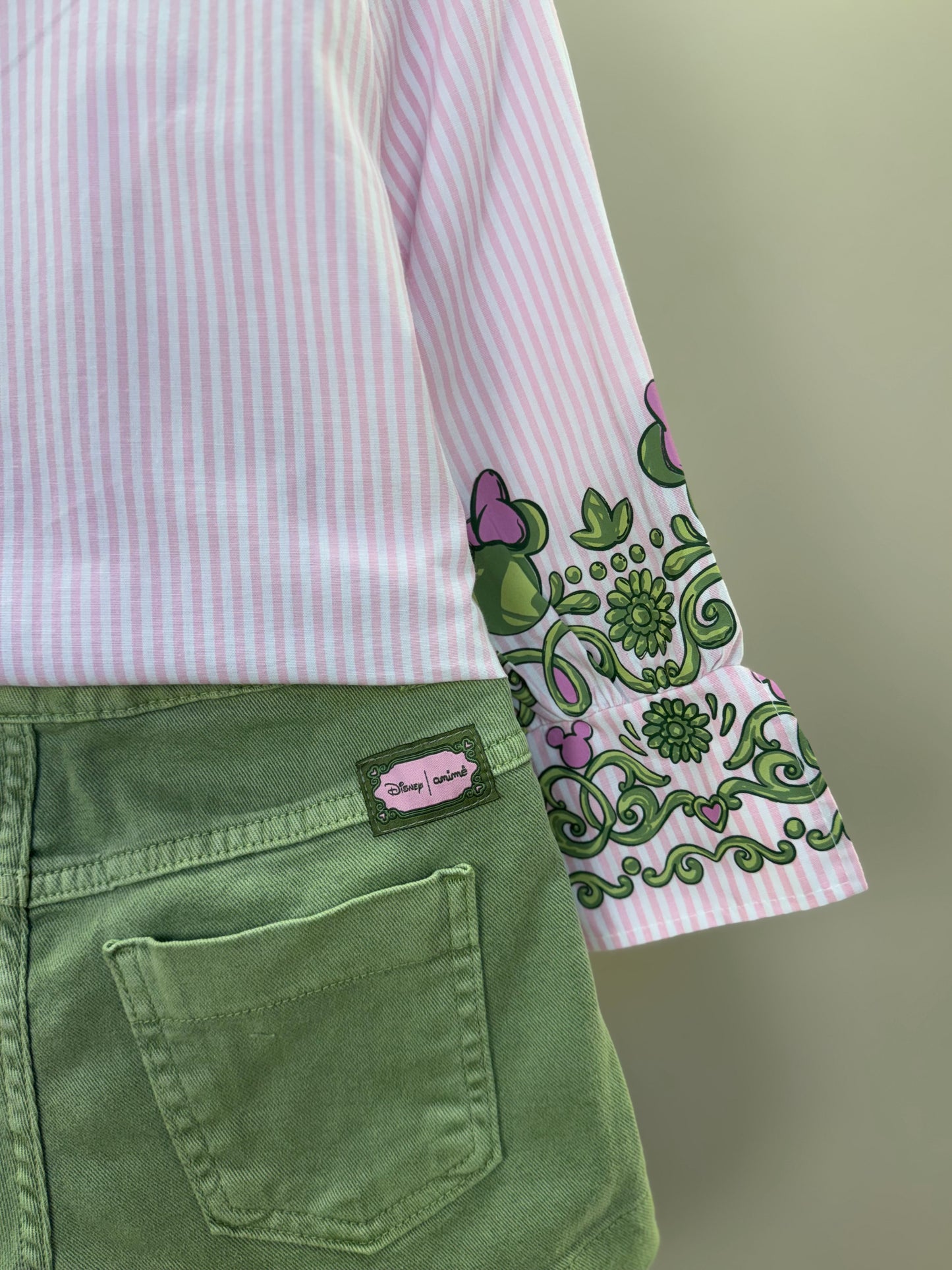 Conjunto Infantil Camisa Listrada Disney Punhos Conceito e Shorts Minnie Mouse Verde Forest - Animê