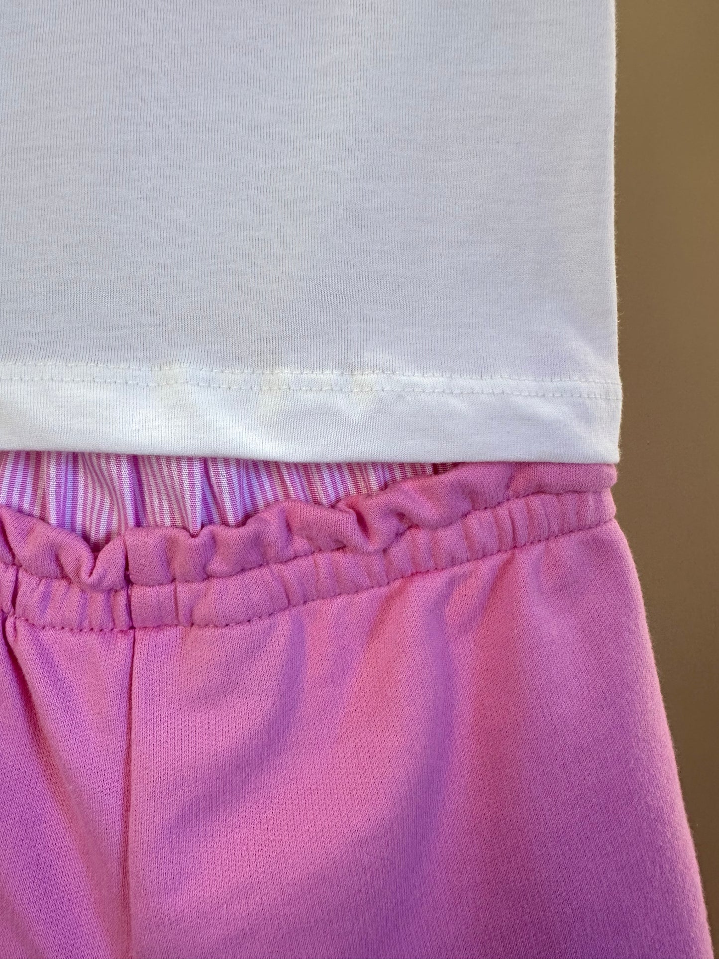 Conjunto Infantil Blusa Daisy Duck e Short Cós de Elástico - Momi