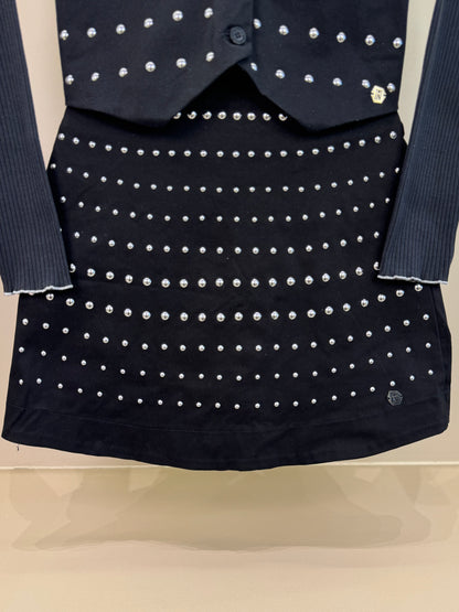 Conjunto Teen Blusa Canelada com Colete de Sarja Preto e Saia-Shorts Teen Sarja Strass Preto - Two In