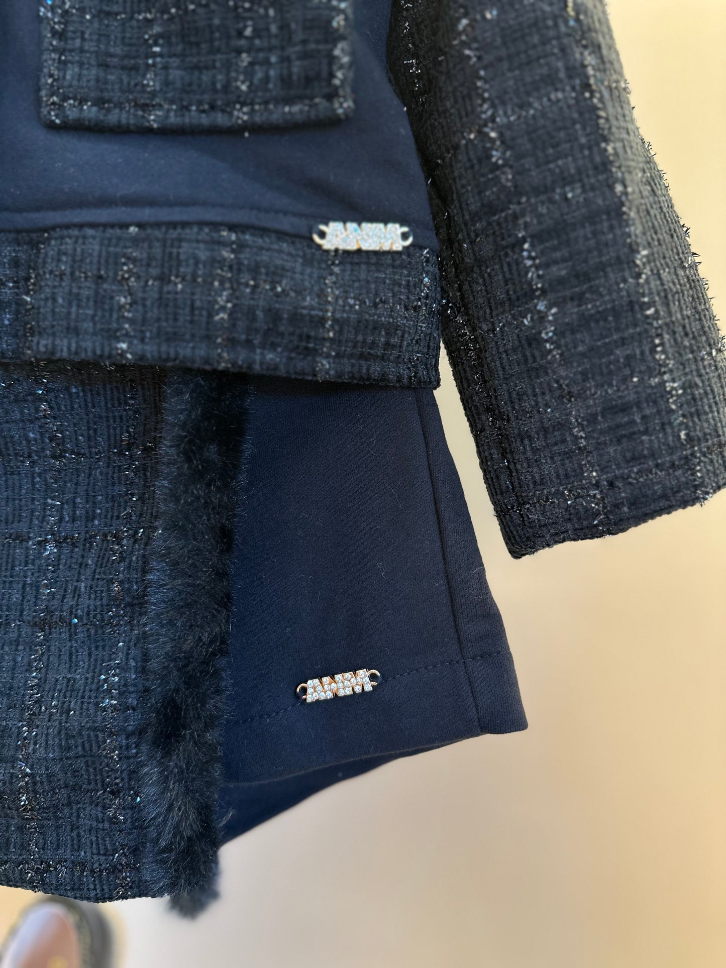 Conjunto Infantil Conceito Tweed Casaco e Saia-shorts Preto - Animê
