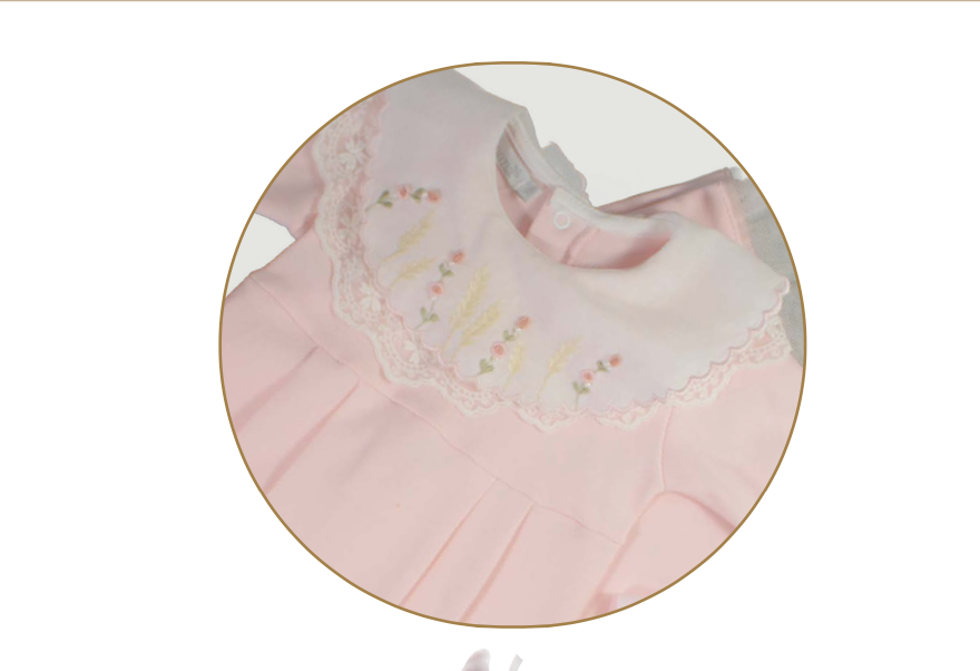 Saída de Maternidade Luxo Algodão Rosa Gola Bordada Manta Rendada - Roana