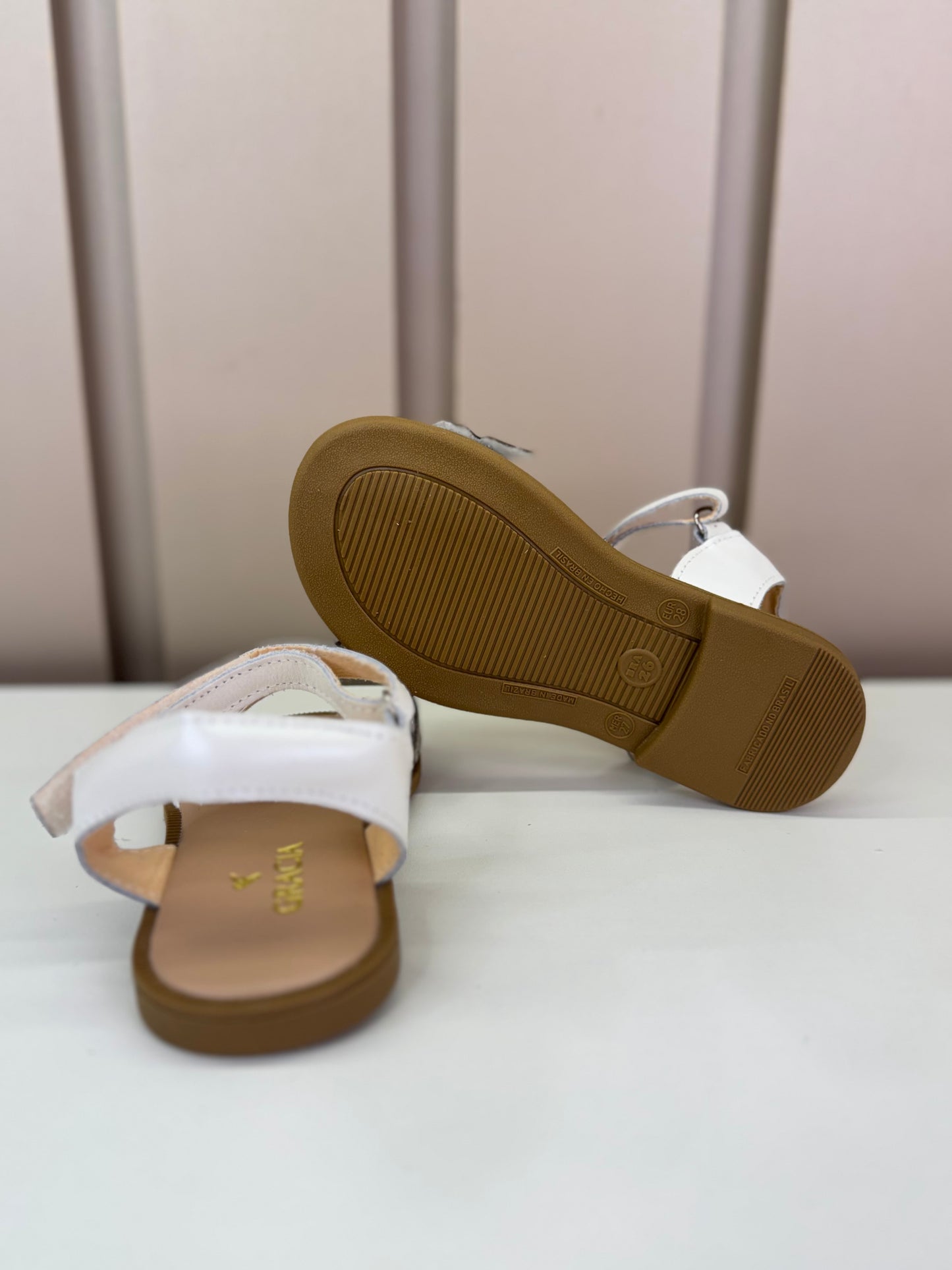 Sandália Infantil Borboleta Prata Branca Perolada - Gracia
