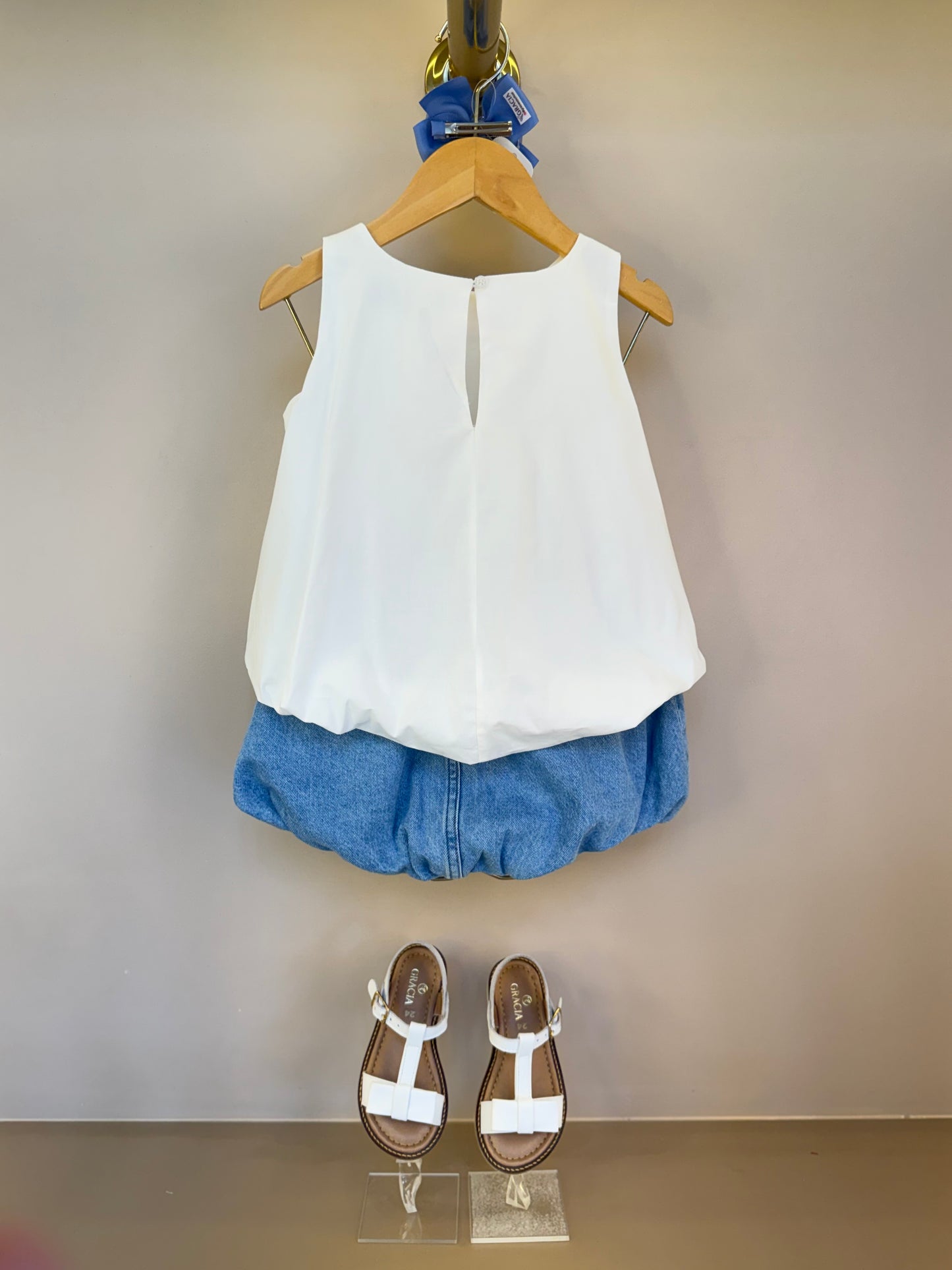 Conjunto Infantil Blusa Balonê Essentials e Saia Jeans Elástico Style Minnie - Animê