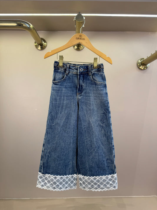 Calça Jeans Infantil Barra Rendada - Animê
