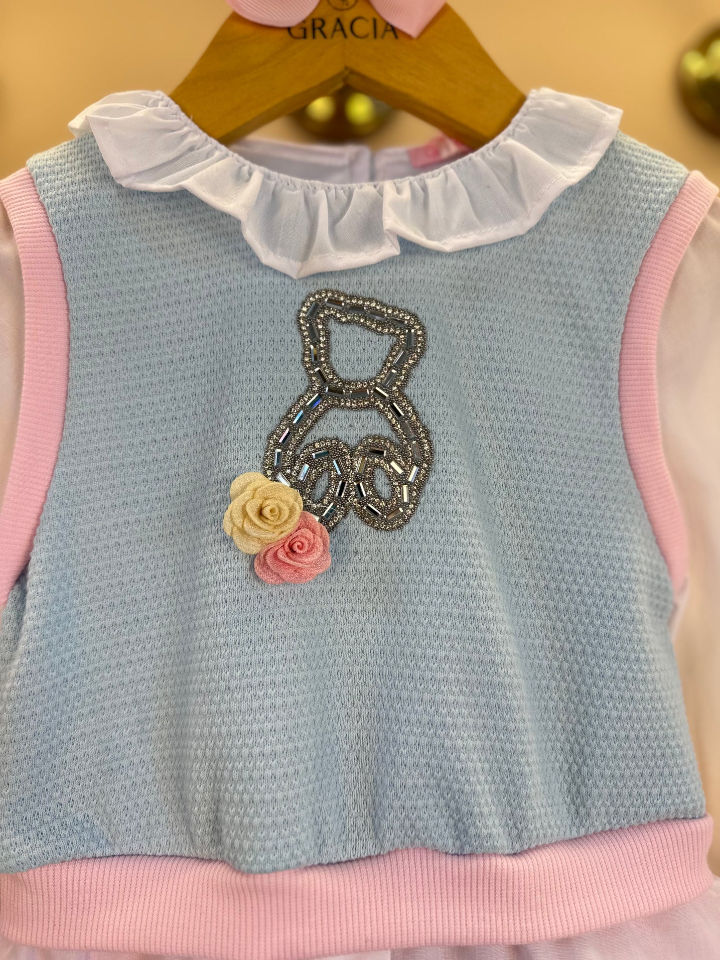 Conjunto Infantil Blusa ML com Tricot Azul Ursinho Cristal e Shorst Rosa - Gabriela Aquarela