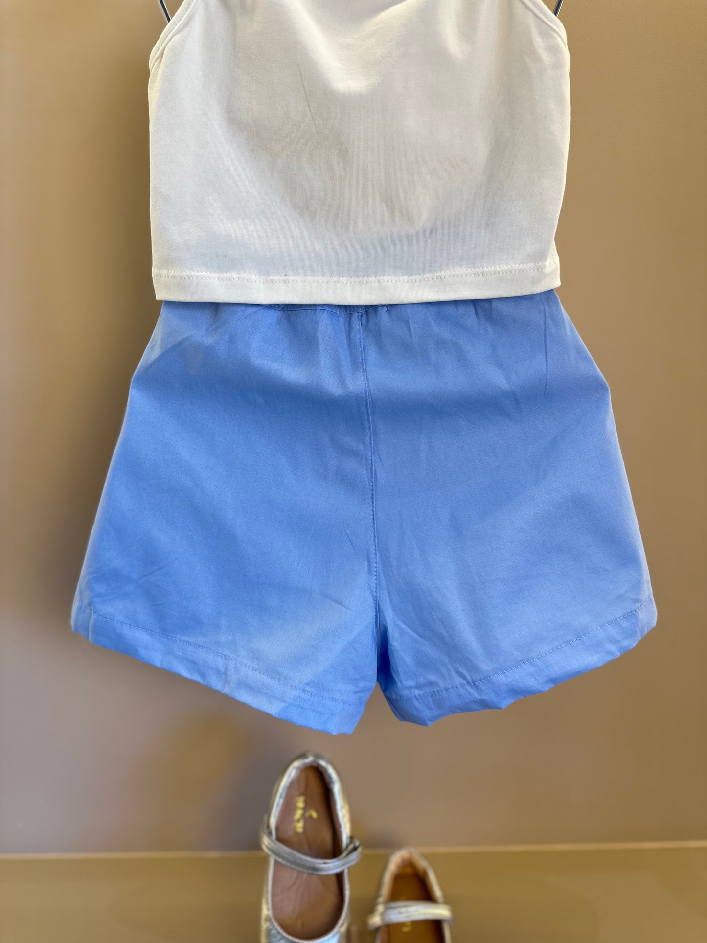 Conjunto Infantil Blusa Capa Floral Azul e Shorts Alfaiataria Azul - Luluzinha