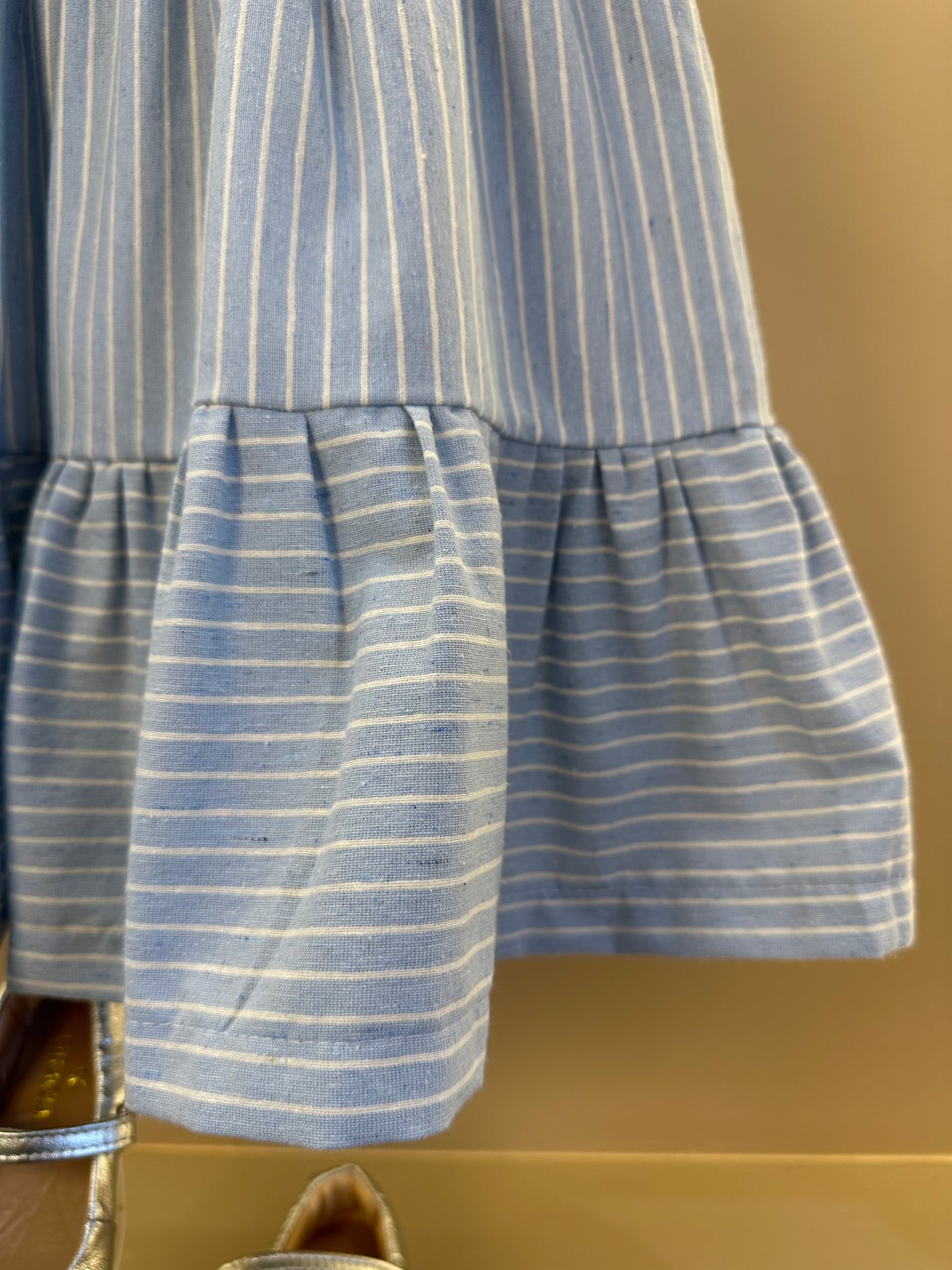 Vestido Infantil Rodado Alças Largas Saia Aplicado Na Frente