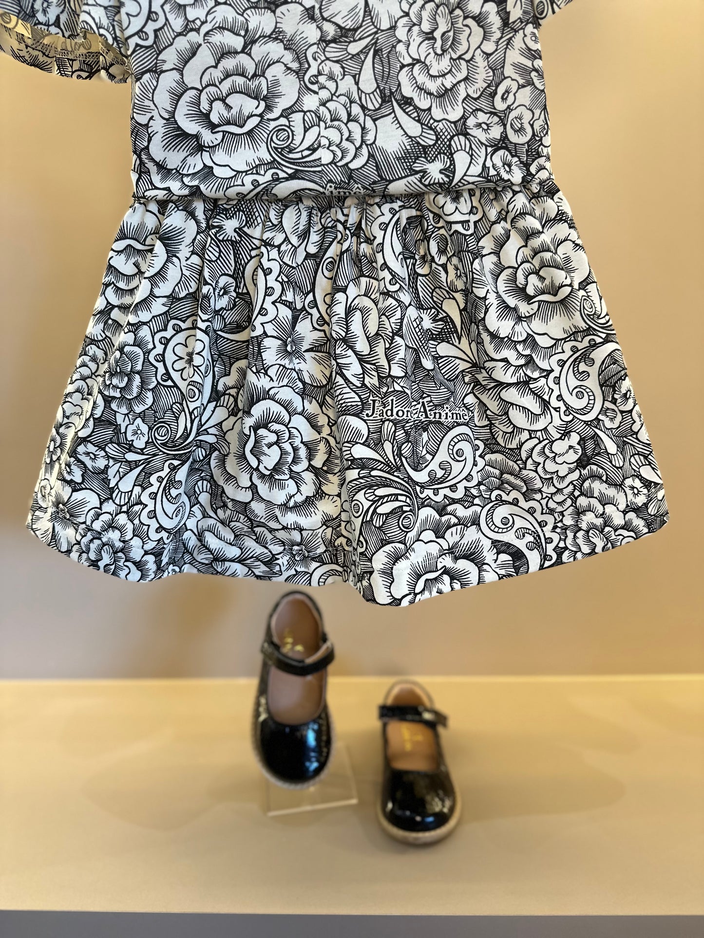 Conjunto Infantil Blusa e Saia Floral Paisley Laço Preto - Animê