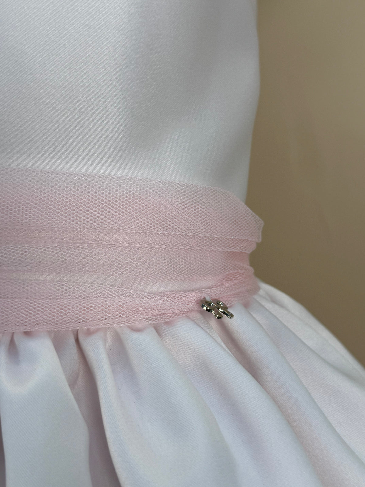 Vestido Infantil Laços e Pérolas Saia Tule Rosa - Petit Cherie