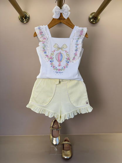 Conjunto Infantil Blusa Strass Estampa Florais Mangas Babadinho e Shorts Amarelo - Petit Cherie