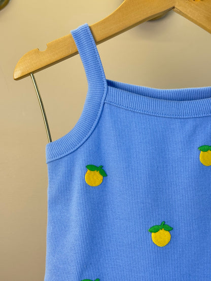 Conjunto Infantil Regata Lilás Estampa Limões e Shorts Saia Jeans Com Pregas - Momi