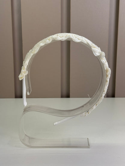 Tiara Infantil Bordado Paetês Off White - Petit Cherie