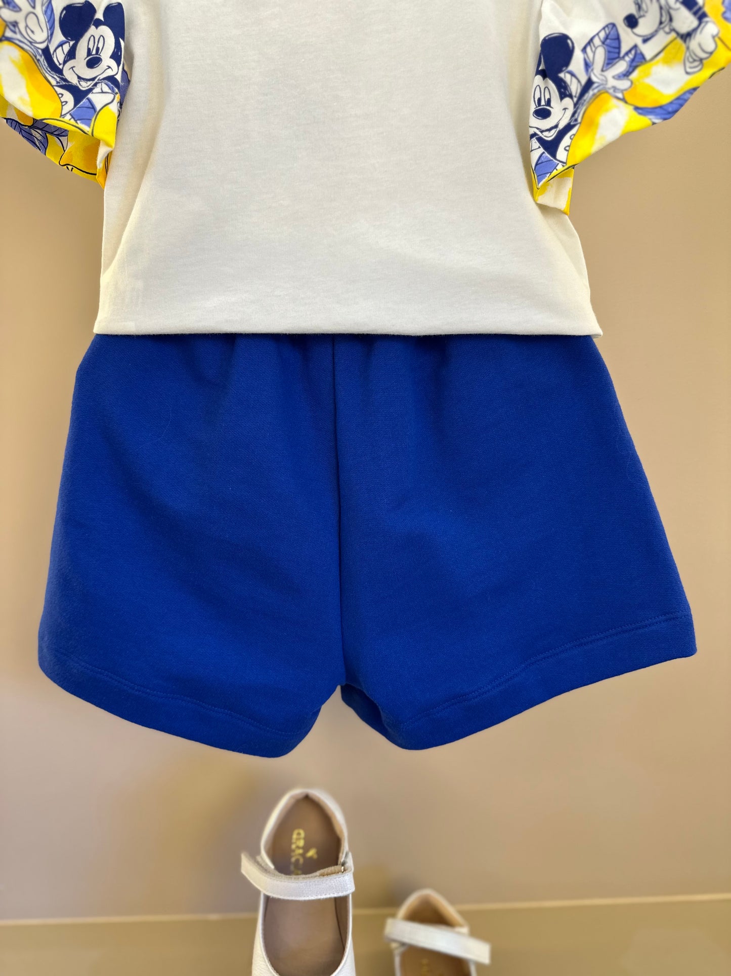 Conjunto Infantil Blusa Mangas Limões e Shorts Azul - Animê