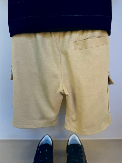 Conjunto Infantil Camiseta Algodão Teddy Pima Listrada e Bermuda Ponto Roma Bolsos Cargo Bege - Dame