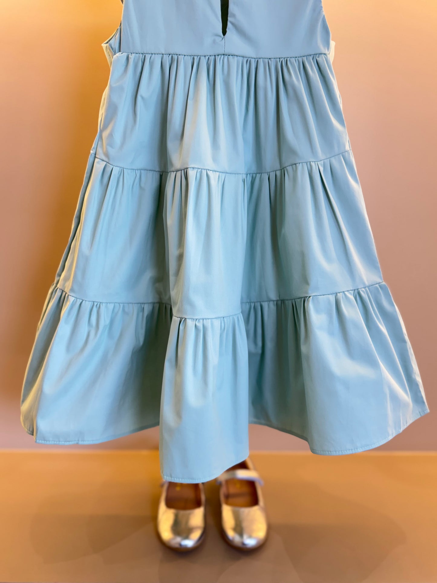 Vestido Infantil Algodão Camadas Laço Strass Ombro Verde - Petit Cherie