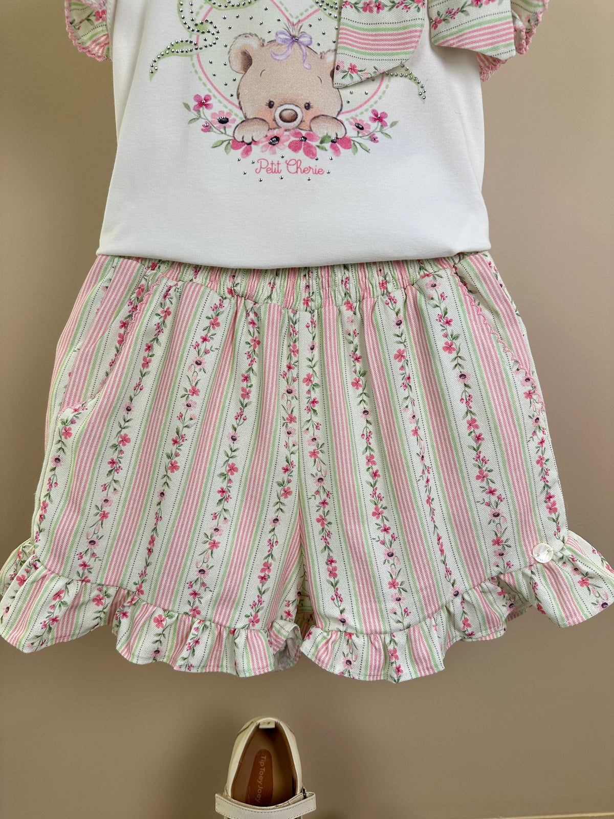 Conjunto Infantil Blusa Ursinha Laço Lateral e Shorts Linho - Petit Cherie