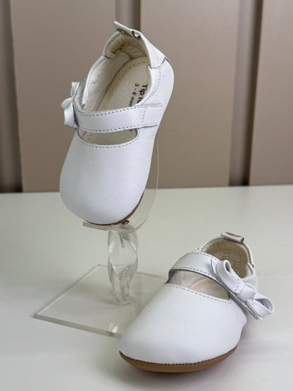 Sapatinho Bebê Gift Couro Branco - Tip Toey Joey