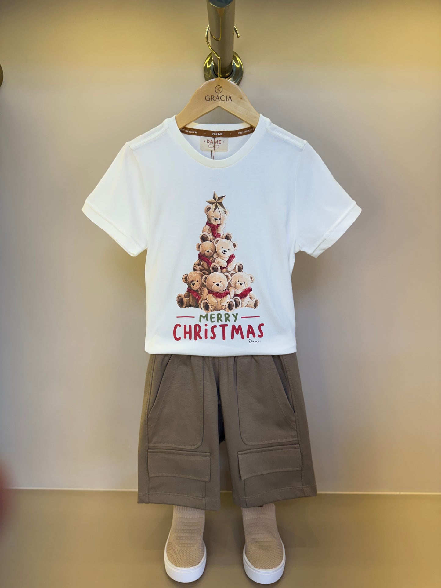 Conjunto Infantil Camiseta Algodão Teddy Natal MC e Bermuda Suedine Elastano Bolsos - Dame