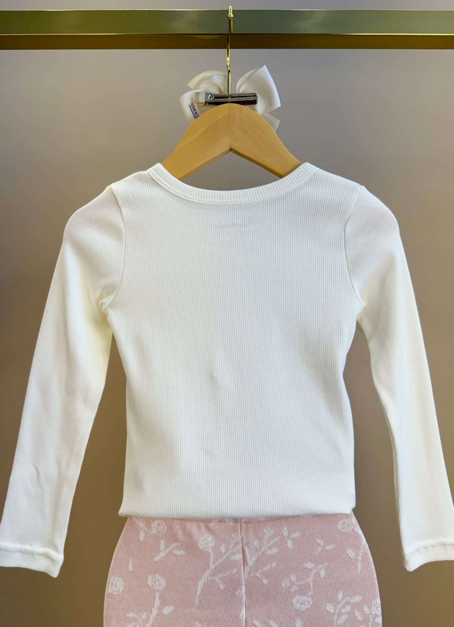 Conjunto Infantil Blusa Off White Cavalinho Cristal E Legging Tricot Floral Rosa - Pituchinhus