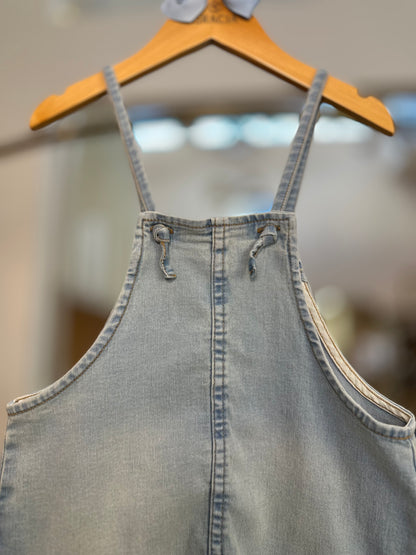Jardineira Infantil Jeans Claro com Blusa Mangas Frutas - Animê