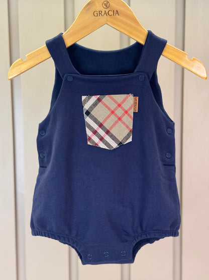 Romper Bebê Moletinho Fofinho Bolso Xadrez Marinho - Um Mais Um
