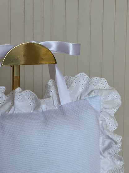 Almofada Bebê Oração Santo Anjo Rendada Bordado Branco - Roana