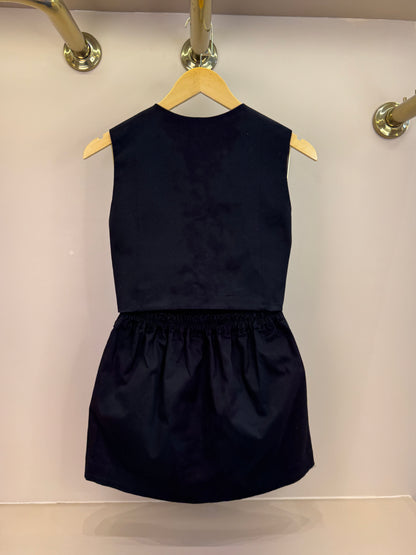 Conjunto Teen Blusa Canelada com Colete de Sarja Preto e Saia-Shorts Teen Sarja Strass Preto - Two In