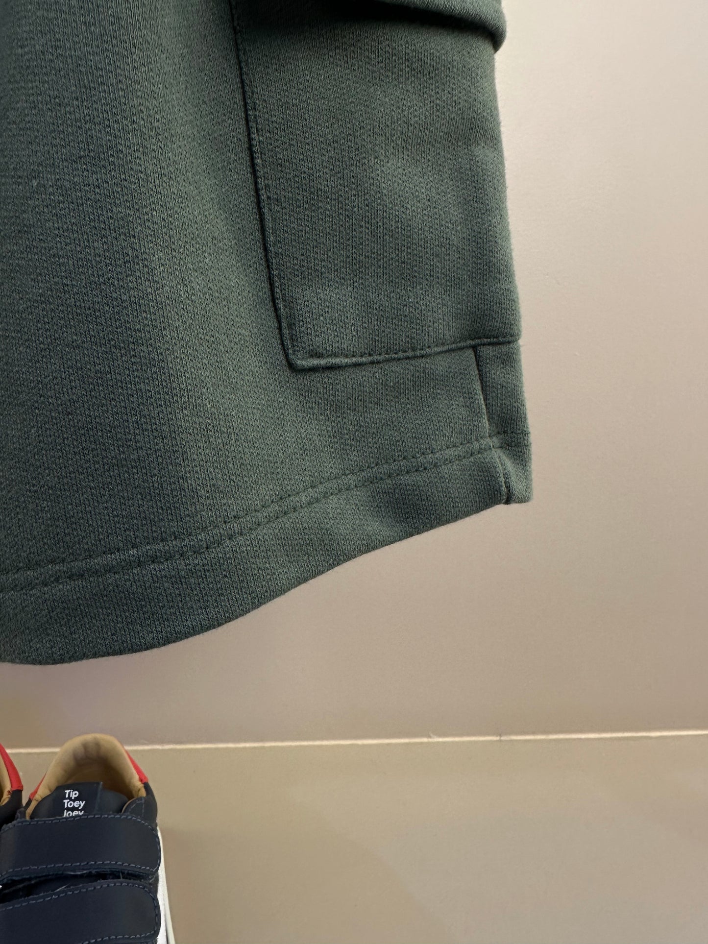 Conjunto Infantil Camiseta Silk nas Costas e Bermuda Cargo Militar Verde - Beabá