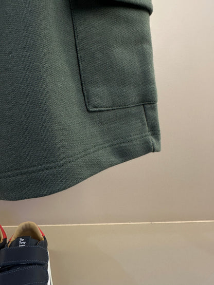 Conjunto Infantil Camiseta Silk nas Costas e Bermuda Cargo Militar Verde - Beabá