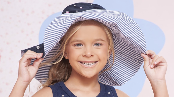 Chapéu Infantil Azul Marinho Multi Charms Bordados - Pituchinhus