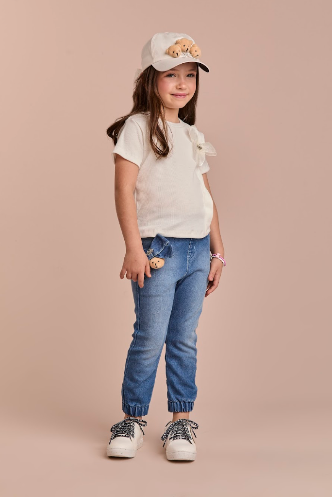 Conjunto Infantil Camiseta Off White Lacinho Tule e Calça Jogger Jeans Ursinho - Gabriela Aquarela