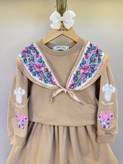 Conjunto Infantil Blusa de Moletom Com Lenço Patch e Saia Moletom Bege - Animê