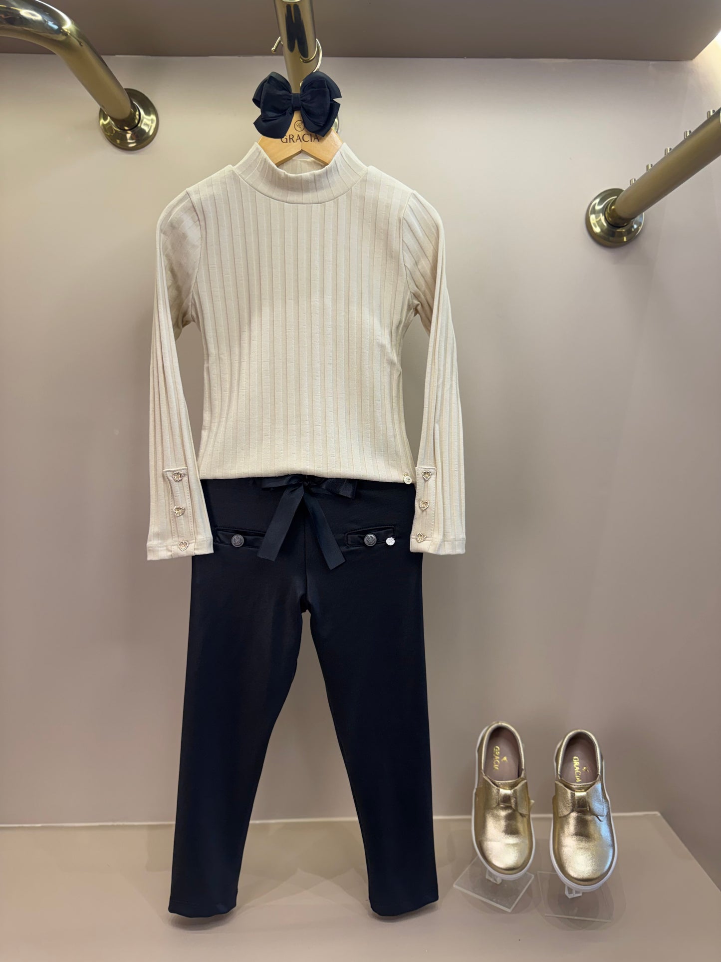 Conjunto Infantil Blusa Malha com Botões e Calça Legging Resinada - Um Mais Um