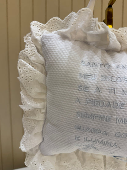 Almofada Bebê Oração Santo Anjo Rendada Bordado Azul - Roana