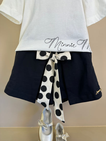 Conjunto Infantil T-Shirt Minnie Mouse Pingente e Shorts Saia Preto Laço Poá - Animê