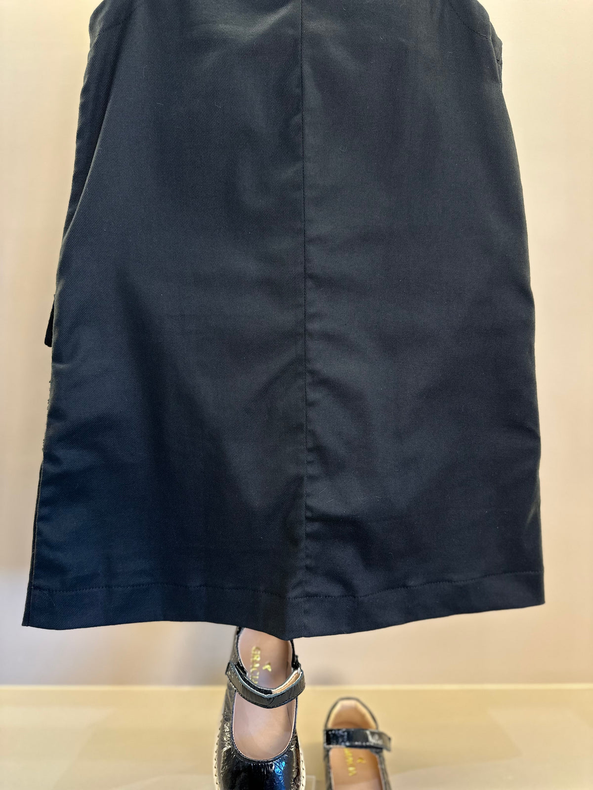Vestido Infantil Trapézio Sarja Bolsos Tweed Paetê Preto - Petit Cherie