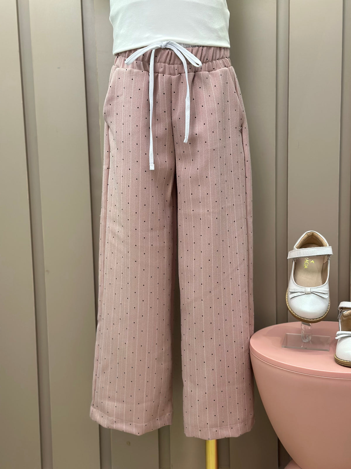 Conjunto Infantil Trio Blusa Lacinho, Casaqueto e Calça Alfaiataria Listrada Strass Rosé - Petit Cherie