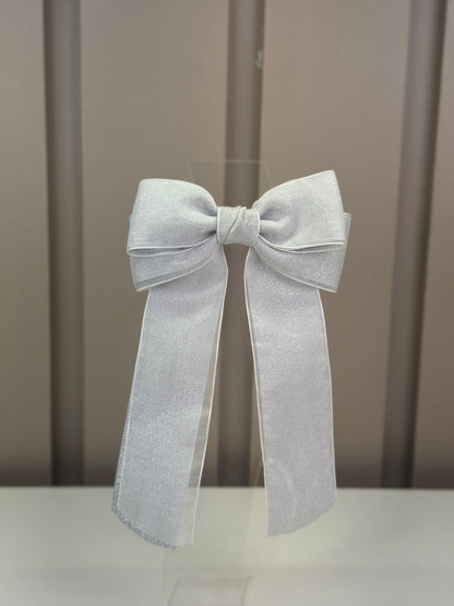 Laço Infantil Special Alongado Organza Sobreposta Prata Tam. G - Gracia